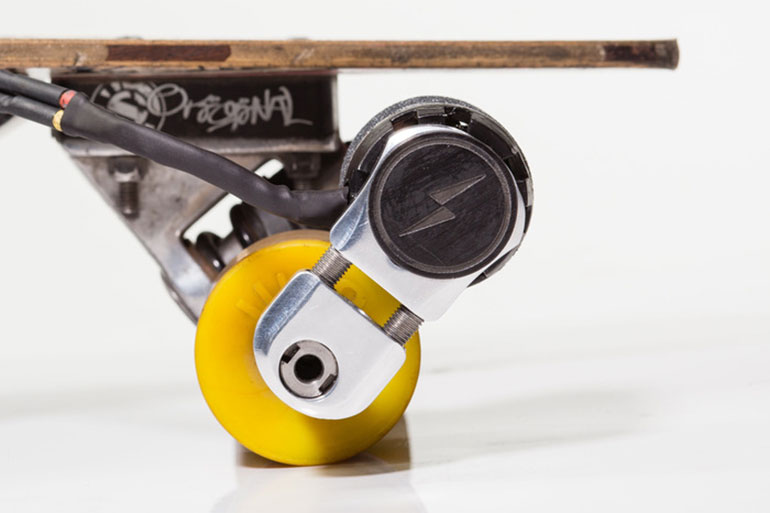 KICKR: AN ELECTRIC MOTOR FOR LONGBOARDS