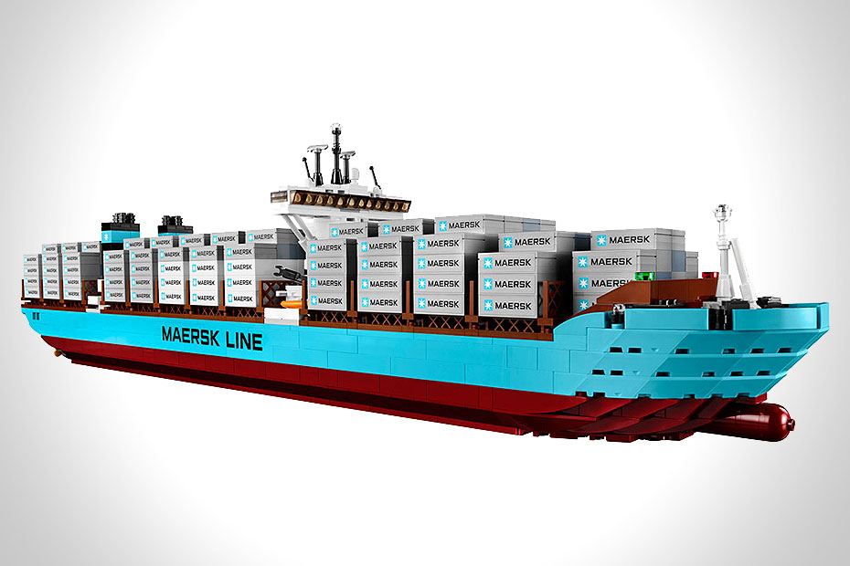 MAERSK LINE TRIPLE-E LEGO SHIP