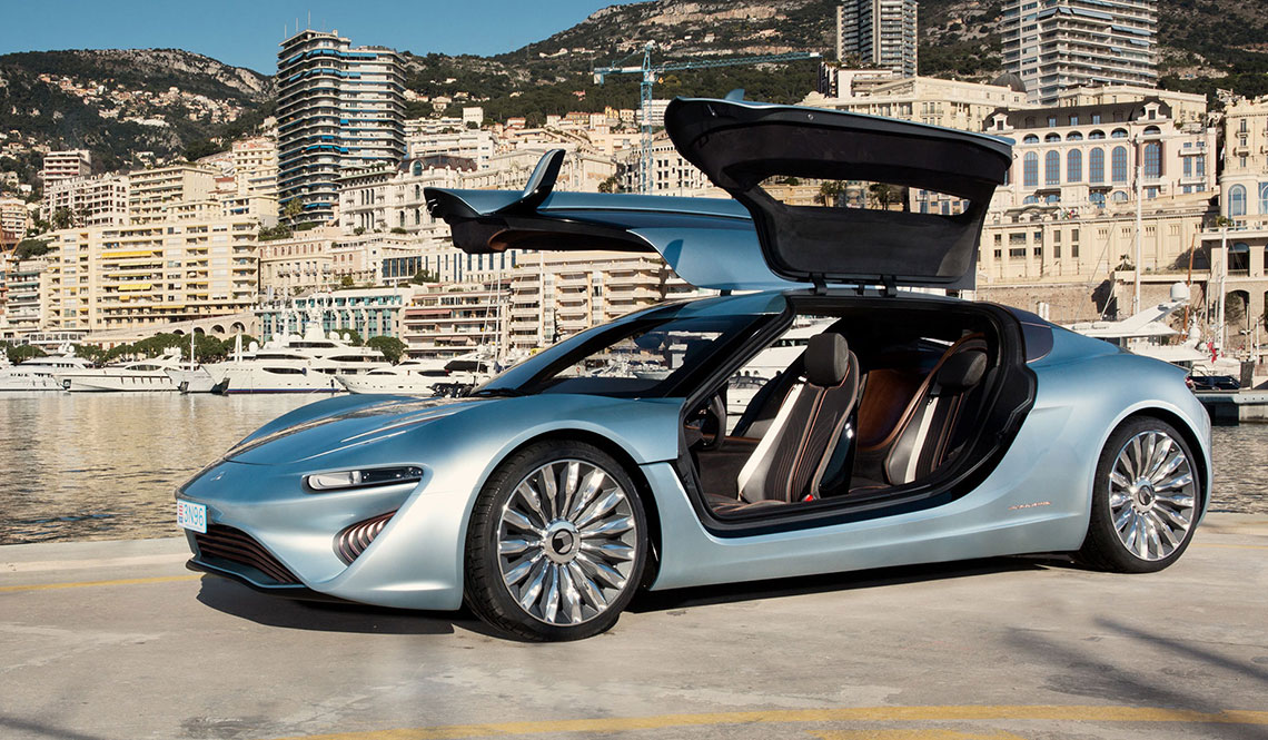 QUANT E-SPORTLIMOUSINE RUNS ON SALT WATER