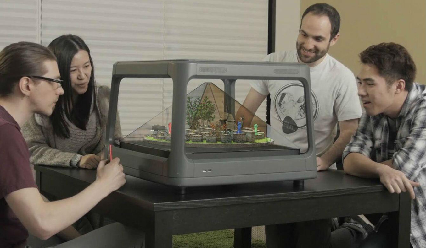 HOLUS: TABLETOP HOLOGRAPHIC DISPLAY