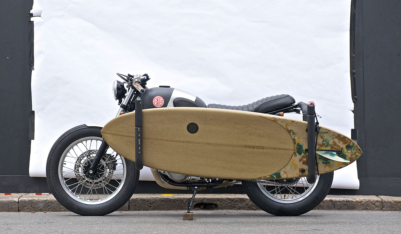 RED PILL MOTORCYCLE BY DEUS EX MACHINA